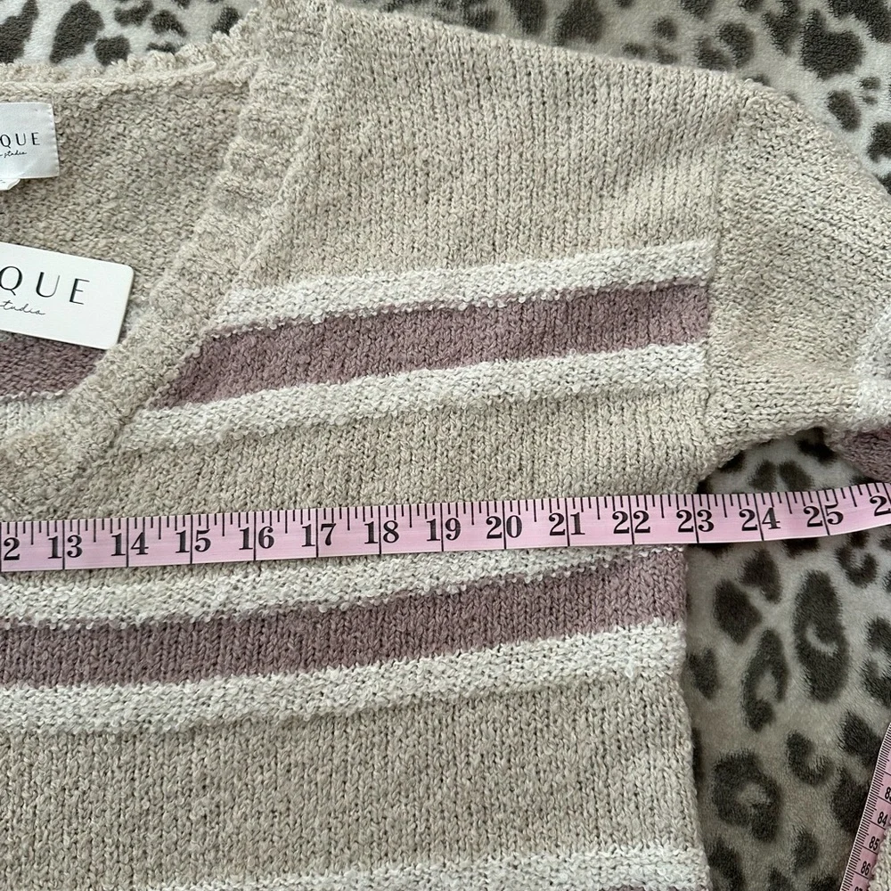 PINQUE nwt sweater